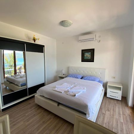 Apartments Family 蒂瓦特 外观 照片