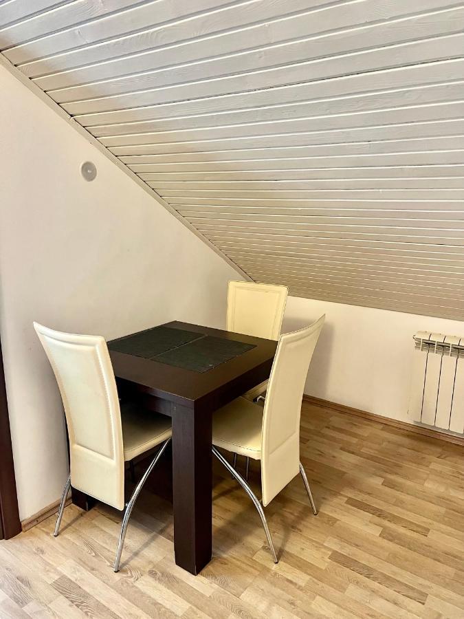 Apartments Family 蒂瓦特 外观 照片